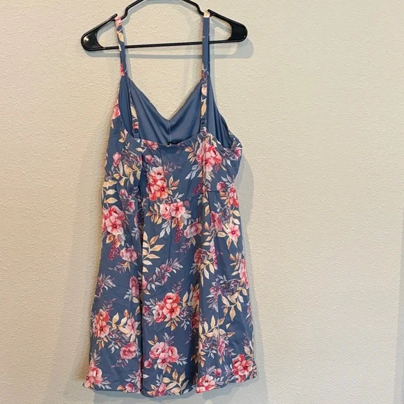 NWT Torrid 0X Floral Blue Dress - Picture 5 of 5